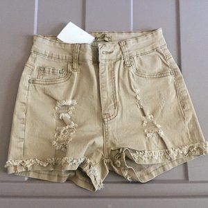 NWT Women's Fray Hem Booty Shorts